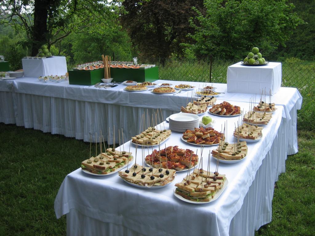 Agriturismo Ristorante Albachiara Villa Carpeneto Bagian luar foto