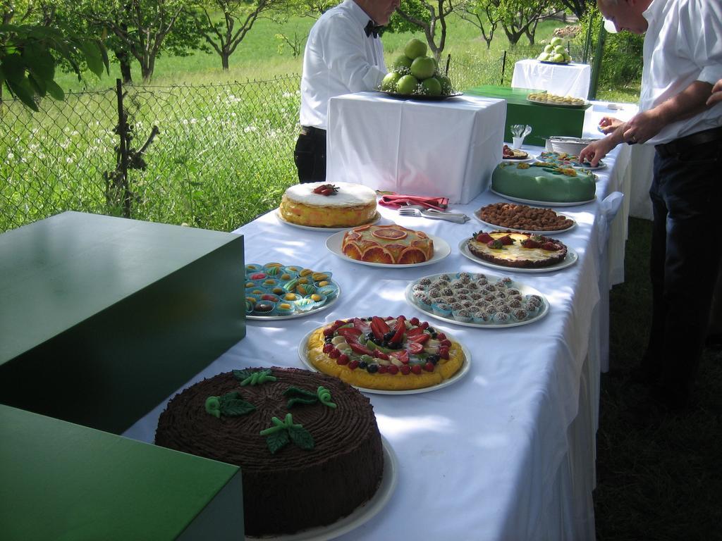 Agriturismo Ristorante Albachiara Villa Carpeneto Bagian luar foto